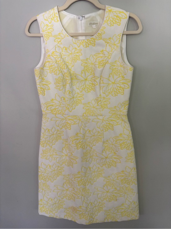 Shoshanna Dresses & Skirts - Shoshanna White Mini Dress with Yellow Floral Print Size 2. REDUCED PRICE
